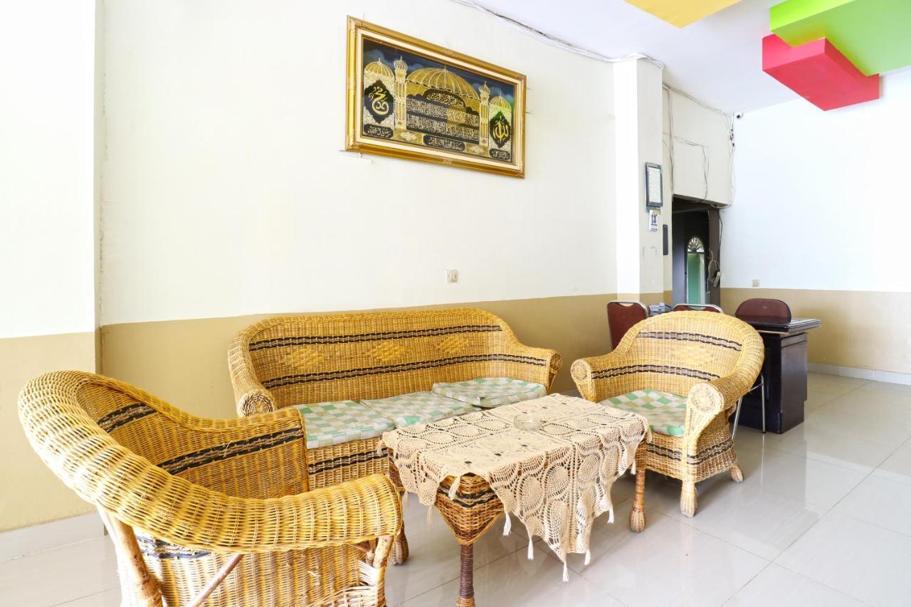 Penginapan Medan Bagian luar foto